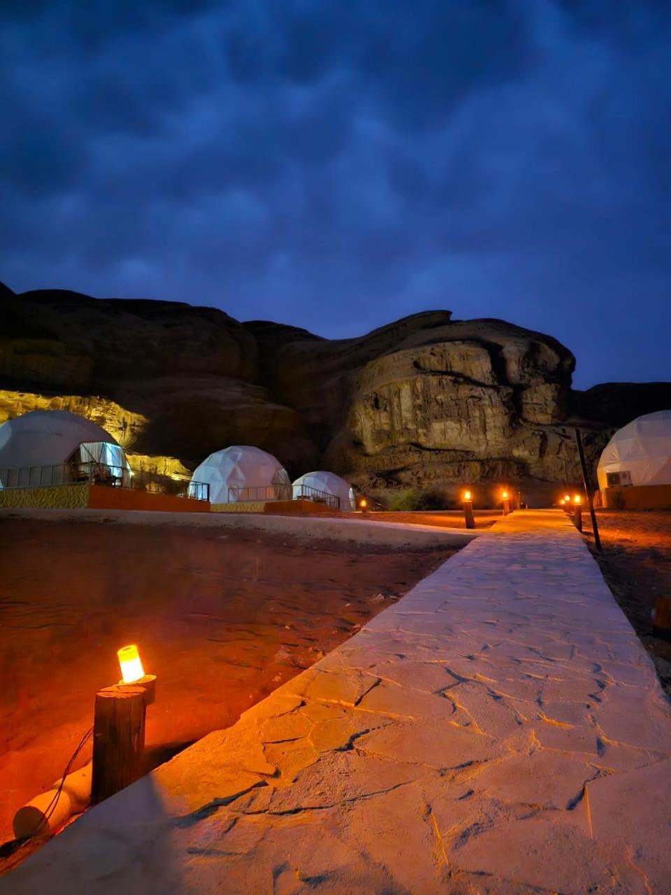 Orbit Camp Hotel Wadi Rum Luaran gambar